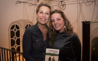Boeklancering ‘tienerMoeder van Zoë’ | overhandiging Tanja Jess